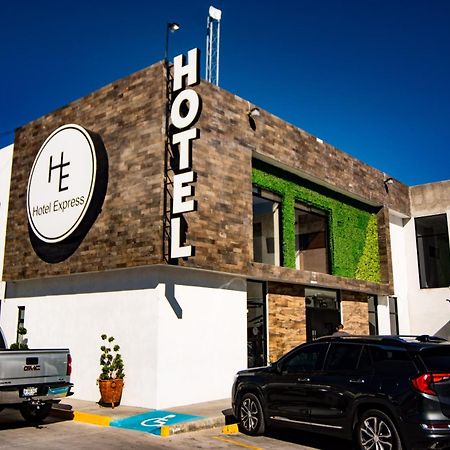 Hotel Express Jerez Jerez de García Salinas Exterior foto